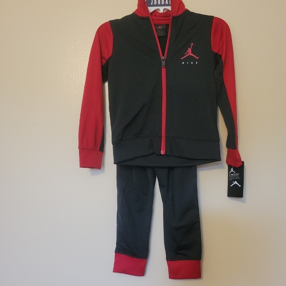 Jordan Matching Sets Nwt Nike Air Jordan Track Suit Kids 5 2pc Sweatsuit Black Red Jogging